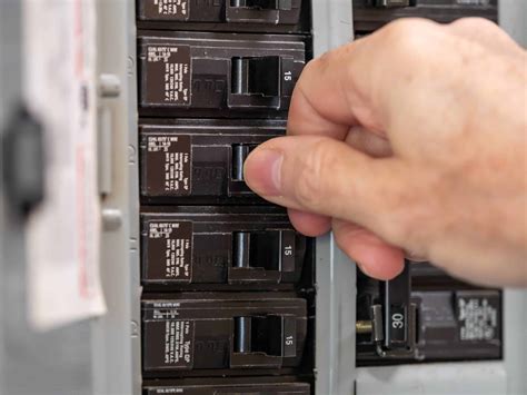 electrical breaker box troubleshooting|how to tell if circuit breakers are bad.